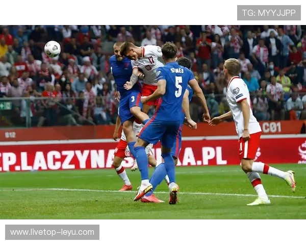 意大利1-3法国：定位球失守令人失望，但仍以小组第二晋级欧国联八强