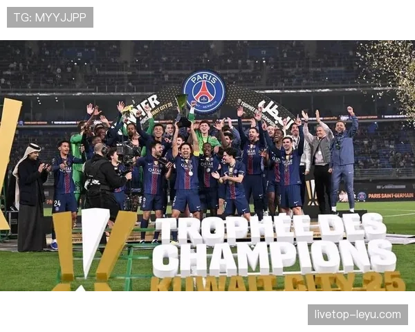 法国国家德比战火重燃：巴黎圣日耳曼迎战马赛，焦点球员状态回升引关注