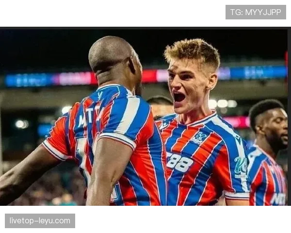 水晶宫火力全开迎战劲敌，团队默契助表现亮眼