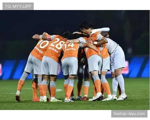 某队创纪录连胜潮，状态回暖剑指足球历史新高