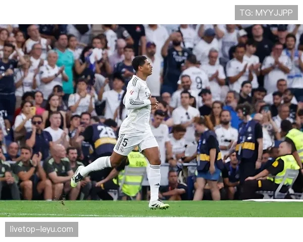 卡马文加高强度赛场展现惊人韧性，未来潜力备受瞩目