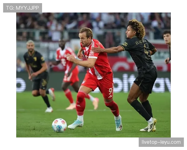 奥格斯堡创新进攻套路持续升级，搅动德甲战局引关注