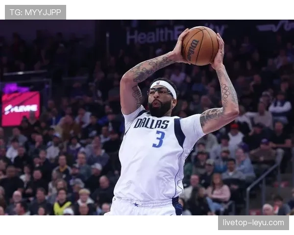 戴维斯状态稳定，助球队豪取连胜