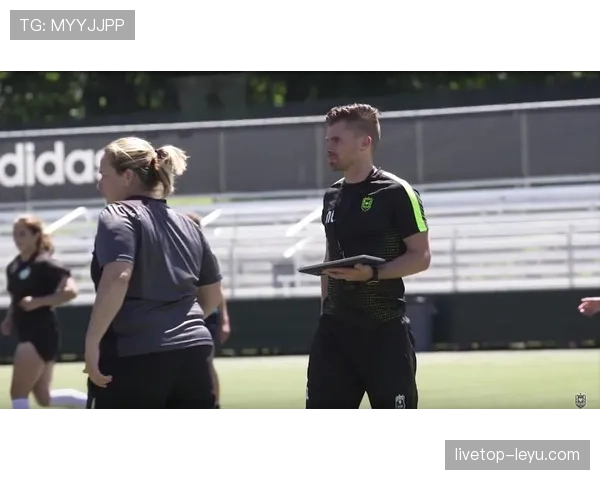 斯托克城训练基地提升球员训练环境，迎来新面貌发展趋势分析