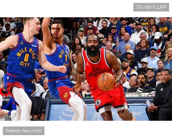 哈登持球单打提升较上季，得分更依赖挡拆